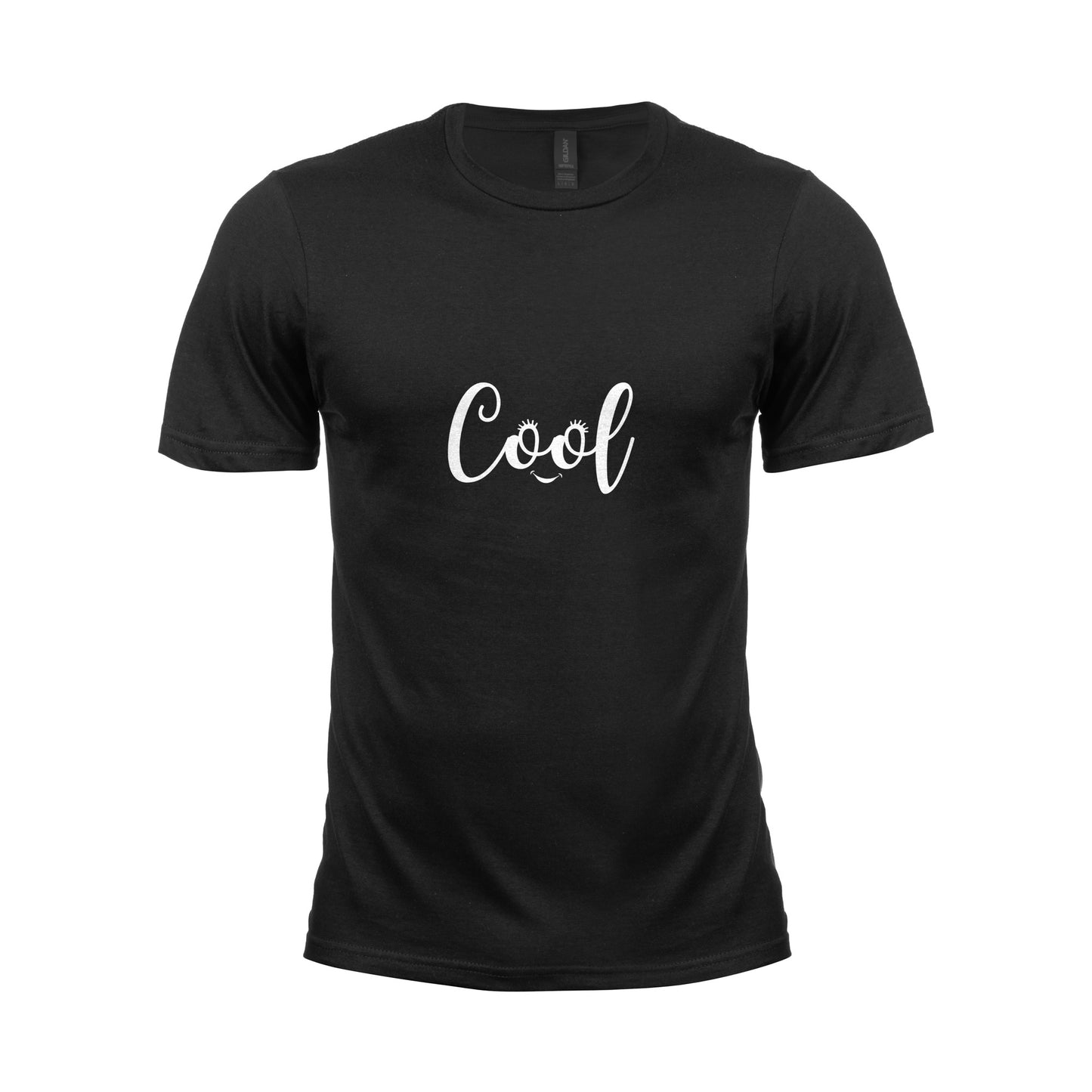 wizualizacja męskiego czarnego t-shirta z białym napisem "cool"